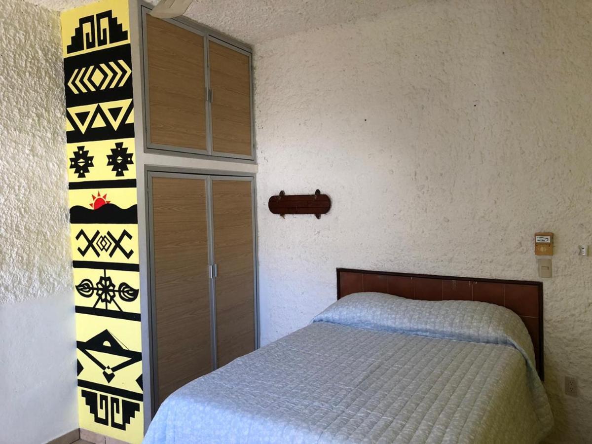 Hostal Perla Mazatlan Bagian luar foto